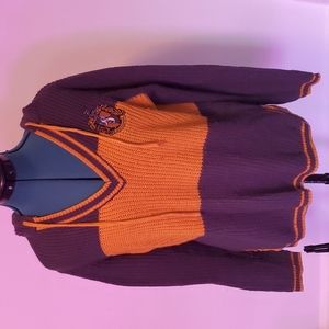 Hot topic hufflepuff sweater size S